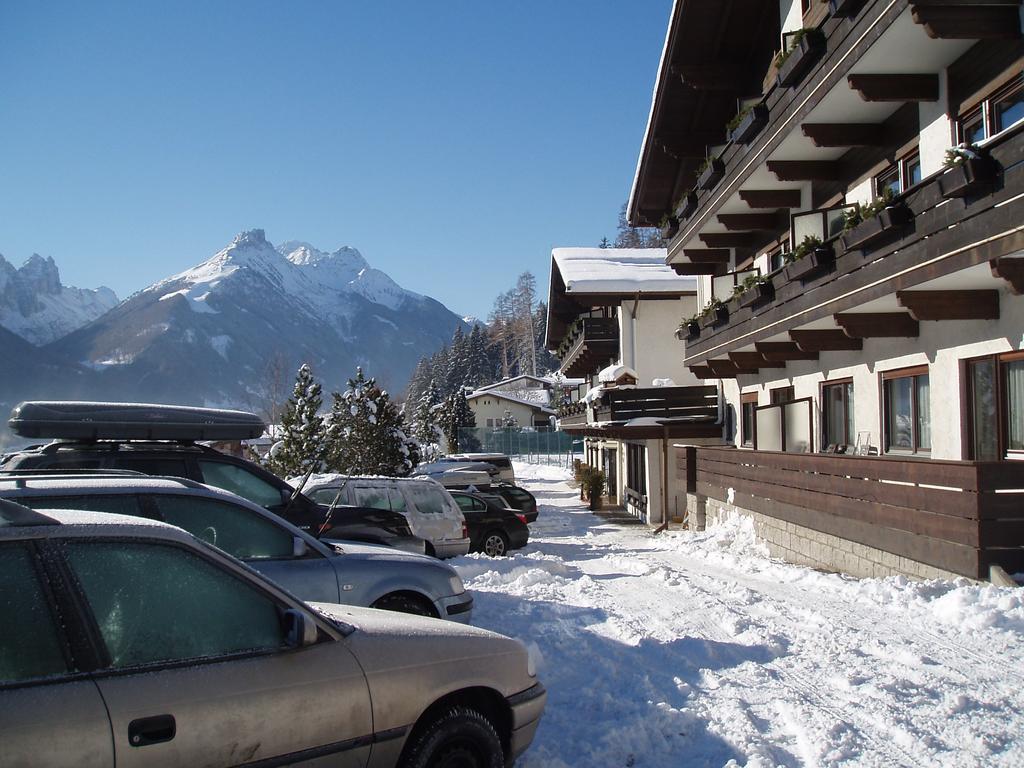 Ferienland Stubai Aparthotel Fulpmes Luaran gambar