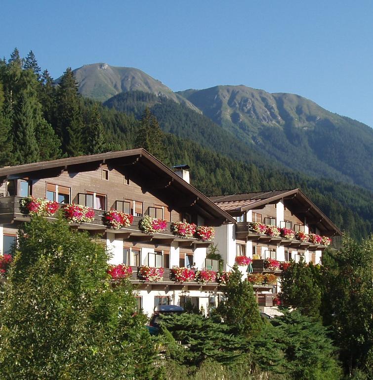Ferienland Stubai Aparthotel Fulpmes Luaran gambar
